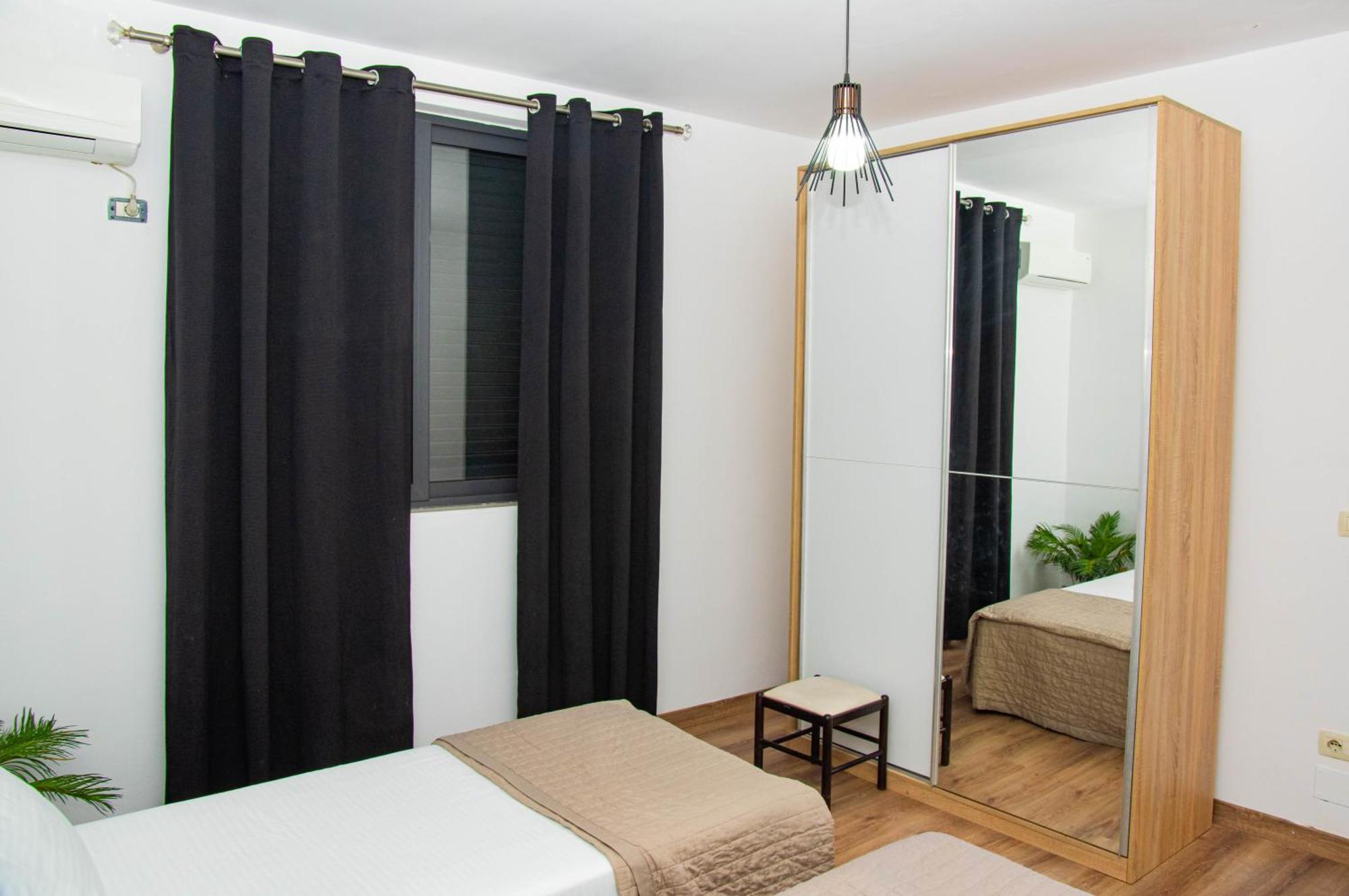 Lucas Central Relaxing House Tiranë Ngoại thất bức ảnh